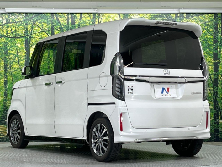 2023 Honda N-BOX CUSTOM 6BA-JF3 (UW-6a2cca174932e)[13]