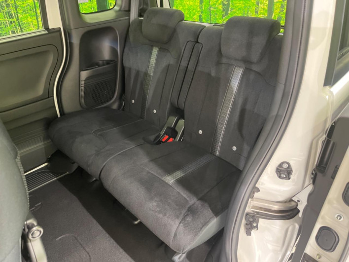 2023 Honda N-BOX CUSTOM 6BA-JF3 (UW-6a2cca174932e)[21]