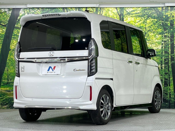 2023 Honda N-BOX CUSTOM 6BA-JF3 (UW-6a2cca174932e)[15]