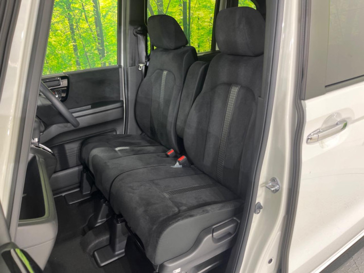 2023 Honda N-BOX CUSTOM 6BA-JF3 (UW-6a2cca174932e)[22]
