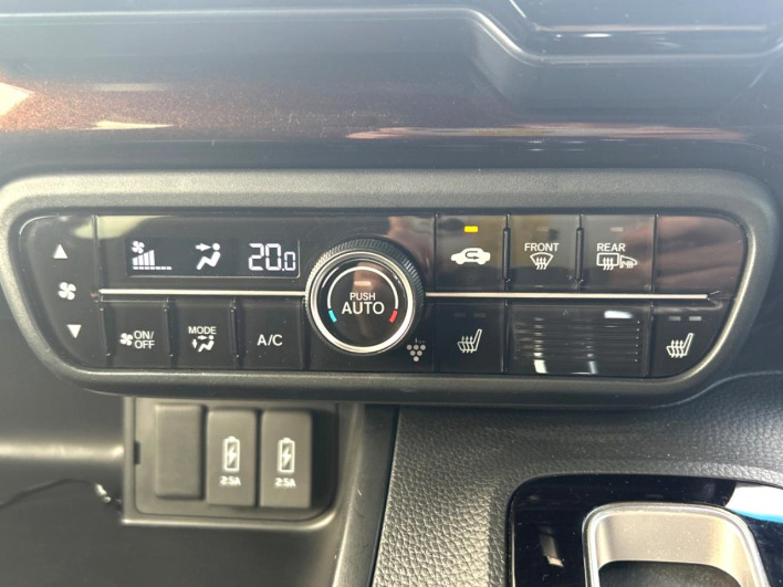 2022 Honda N-BOX CUSTOM 6BA-JF4 (UW-6a2cca19a97c1)[15]
