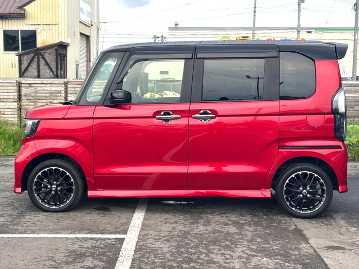 2022 Honda N-BOX CUSTOM 6BA-JF4 (UW-6a2cca19a97c1)[17]