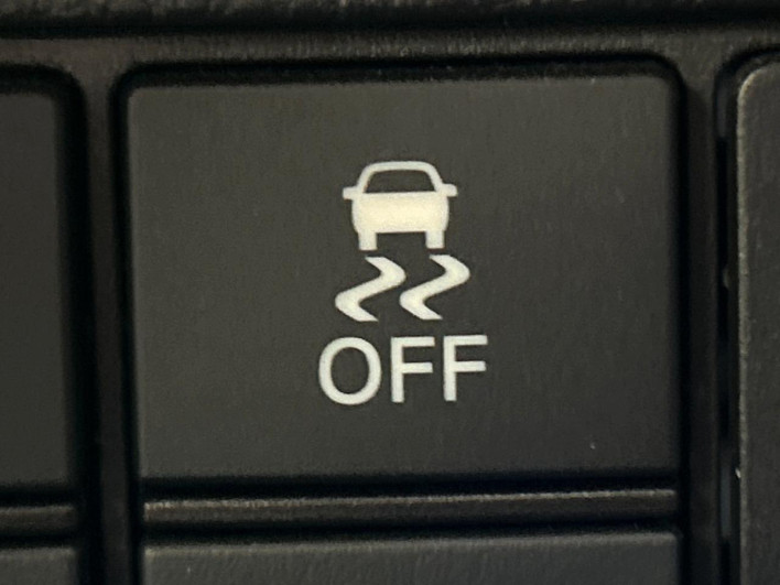 2022 Honda N-BOX CUSTOM 6BA-JF4 (UW-6a2cca19a97c1)[12]
