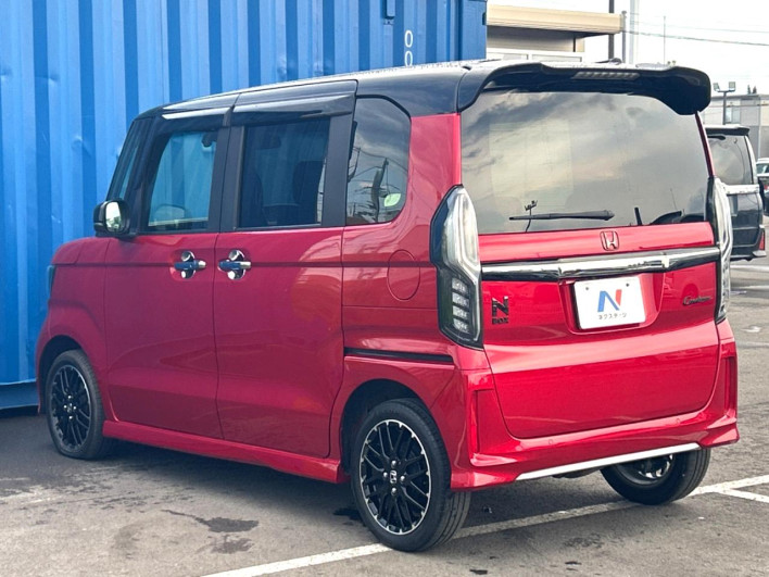 2022 Honda N-BOX CUSTOM 6BA-JF4 (UW-6a2cca19a97c1)[28]