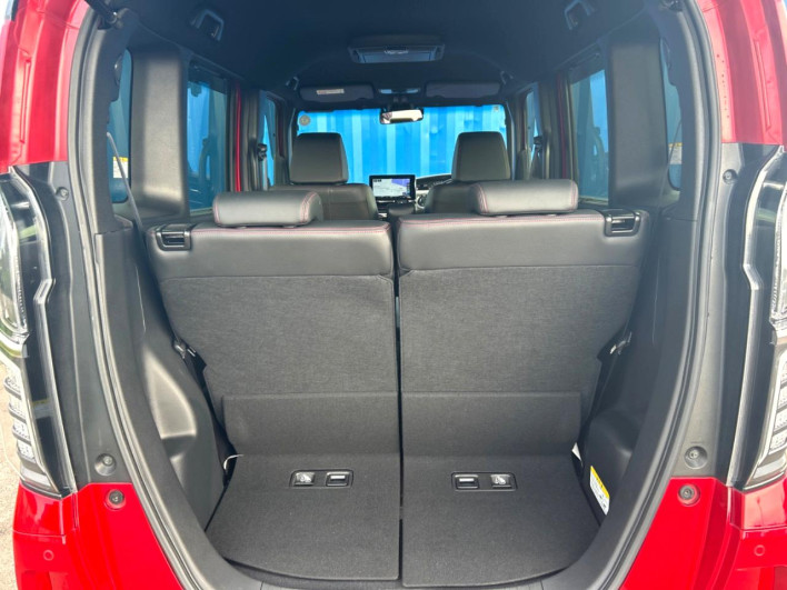 2022 Honda N-BOX CUSTOM 6BA-JF4 (UW-6a2cca19a97c1)[29]