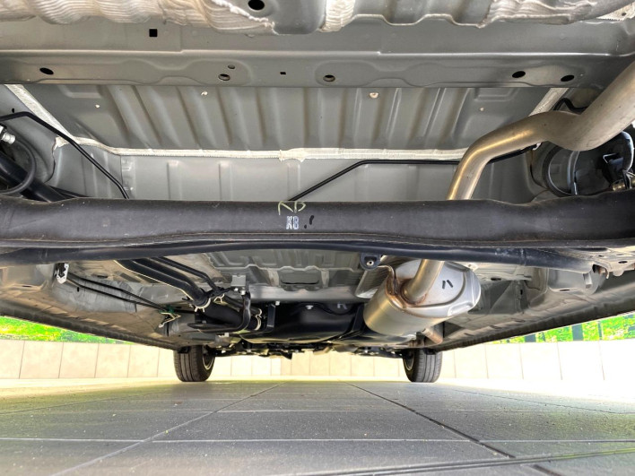 2023 Honda N-BOX CUSTOM 6BA-JF5 (UW-6a2cca19e2240)[15]