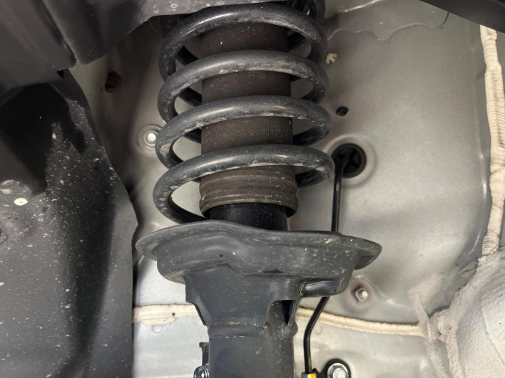 2025 Honda N-BOX CUSTOM 6BA-JF5 (UW-6a2cca1cdc5af)[18]