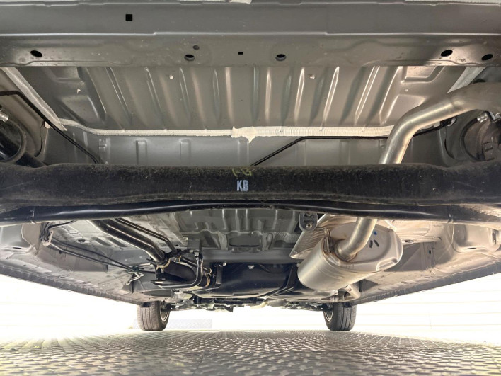 2025 Honda N-BOX CUSTOM 6BA-JF5 (UW-6a2cca1d491bd)[28]