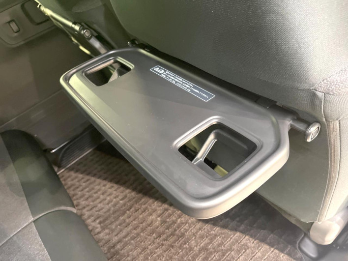 2025 Honda N-BOX CUSTOM 6BA-JF5 (UW-6a2cca1d491bd)[25]