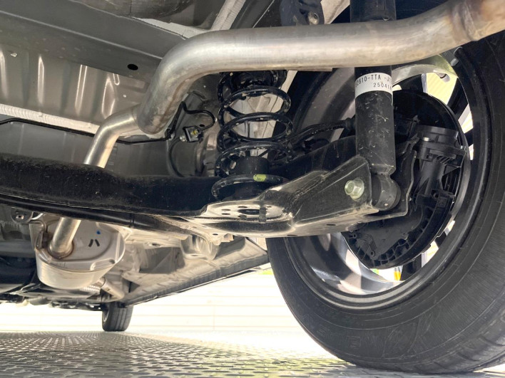 2025 Honda N-BOX CUSTOM 6BA-JF5 (UW-6a2cca1d491bd)[27]