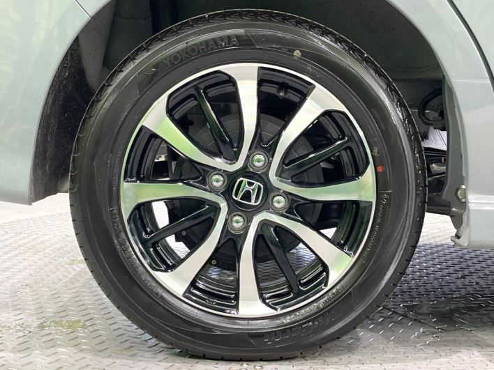 2025 Honda N-BOX CUSTOM 6BA-JF5 (UW-6a2cca1db5a44)[28]