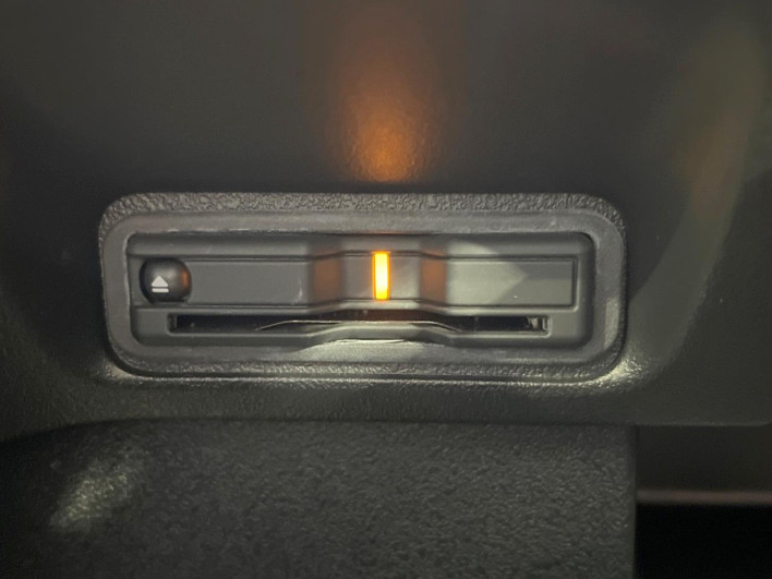 2023 Honda N-BOX CUSTOM 6BA-JF5 (UW-6a2cca22880c6)[21]