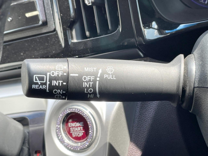 2014 Honda N-WGN Custom DBA-JH2 (UW-6a2cca2bc4b6b)[26]