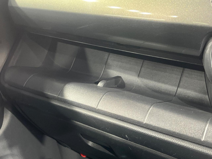 2020 Honda N-WGN Custom 6BA-JH3 (UW-6a2cca2cd5466)[27]