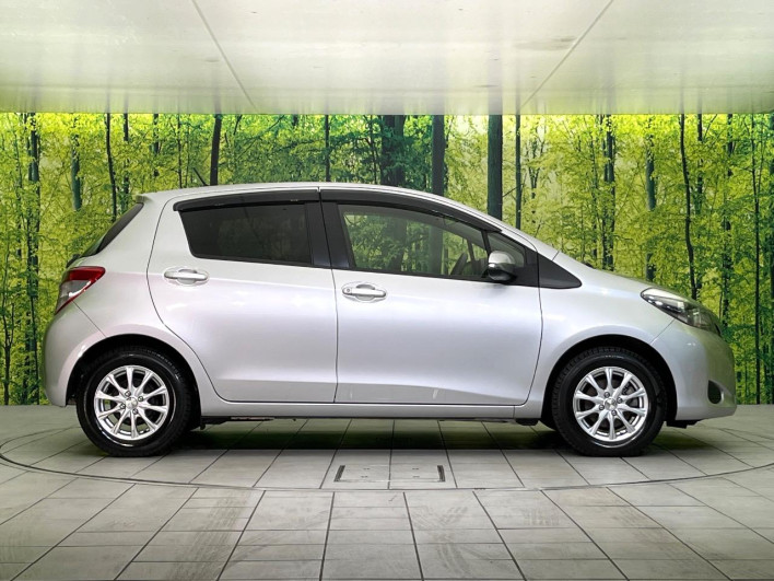 2013 Toyota Vitz DBA-KSP130 (UW-6a2cca3d9a177)[15]