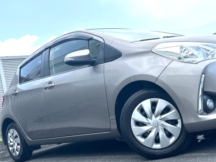 2017 Toyota Vitz DBA-KSP130 (UW-6a2cca3e0678c)[15]