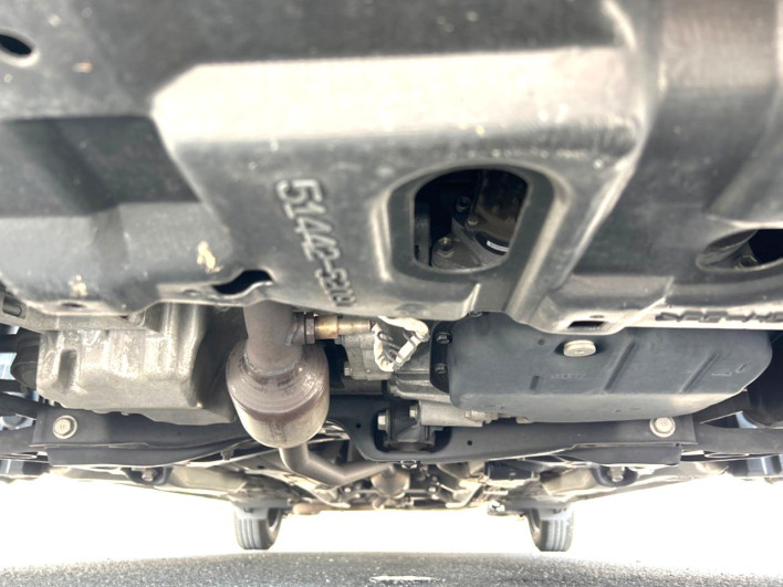2017 Toyota Vitz DBA-KSP130 (UW-6a2cca3e0678c)[5]