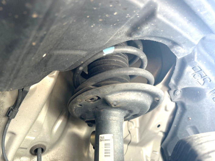 2017 Toyota Vitz DBA-KSP130 (UW-6a2cca3e0678c)[17]