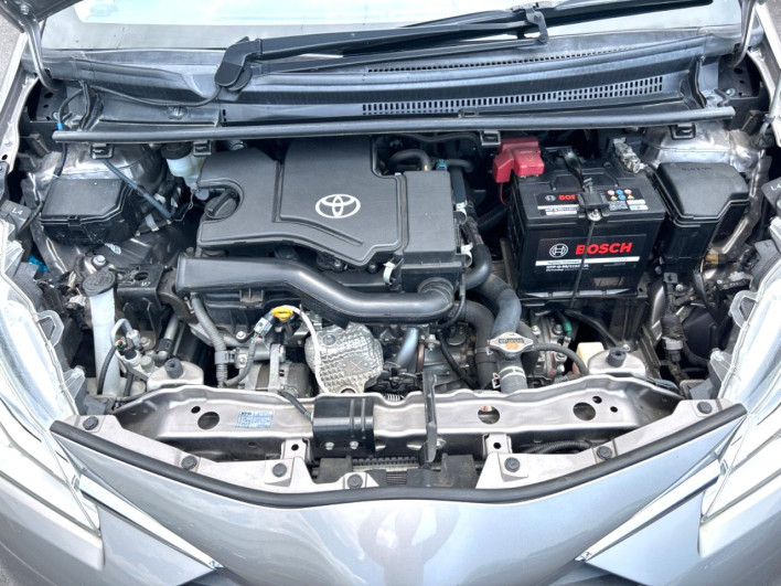 2017 Toyota Vitz DBA-KSP130 (UW-6a2cca3e0678c)[13]