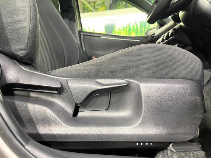 2021 Toyota Yaris 5BA-KSP210 (UW-6a2cca4022221)[23]