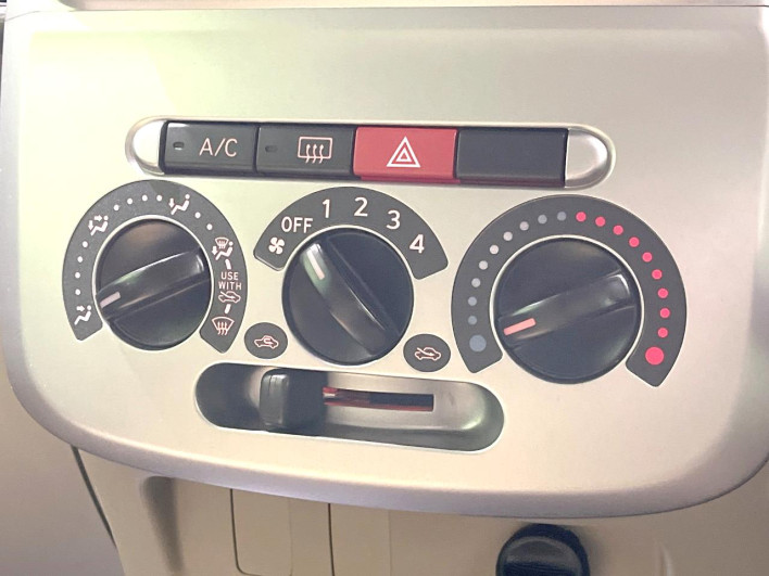 2009 Daihatsu Tanto DBA-L375S (UW-6a2cca411c794)[27]