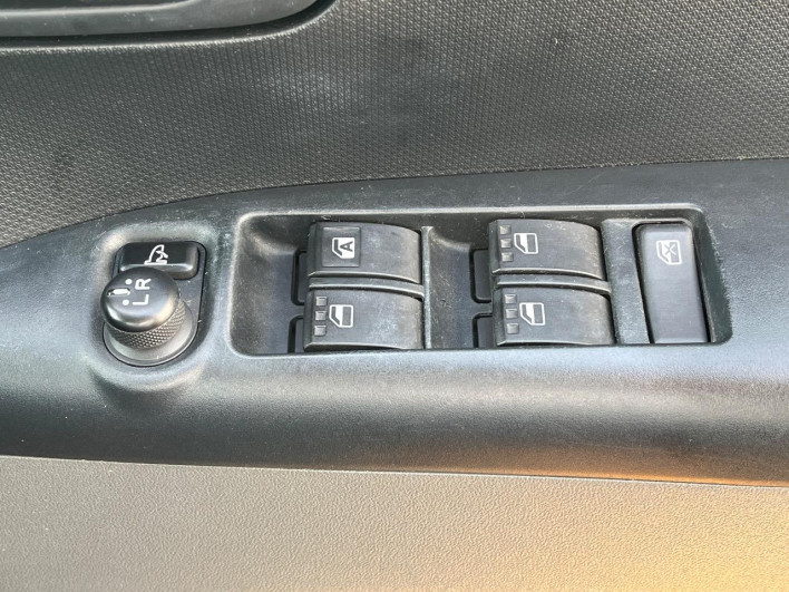2009 Daihatsu Tanto CBA-L375S (UW-6a2cca4130603)[26]