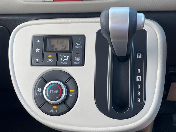 2016 Daihatsu Mira Cocoa DBA-L675S (UW-6a2cca4497eef)[16]
