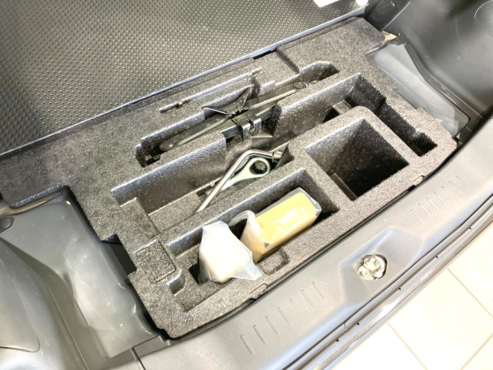 2019 Daihatsu Tanto DBA-LA600S (UW-6a2cca59947f0)[10]