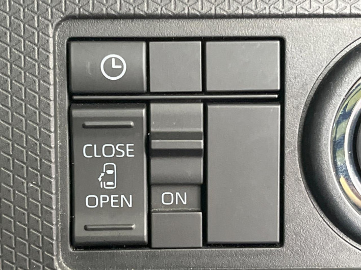2019 Daihatsu Tanto 6BA-LA650S (UW-6a2cca5b81b6b)[17]
