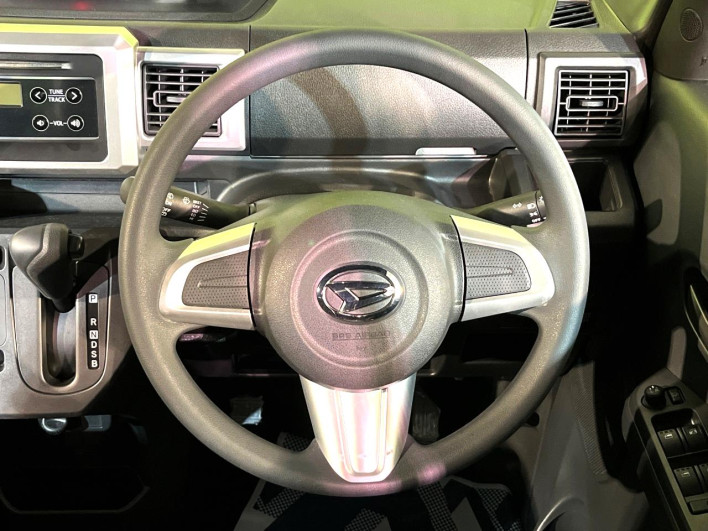 2015 Daihatsu Wake DBA-LA700S (UW-6a2cca62a164f)[5]
