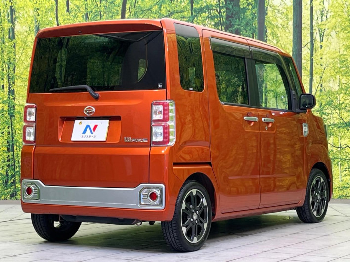 2015 Daihatsu Wake DBA-LA700S (UW-6a2cca62a991a)[9]