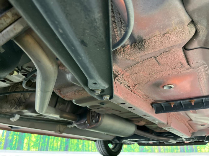 2015 Daihatsu Wake DBA-LA700S (UW-6a2cca62a991a)[22]