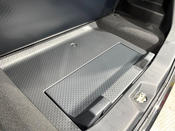 2019 Daihatsu Toll DBA-M900S (UW-6a2cca7b8dc7d)[15]