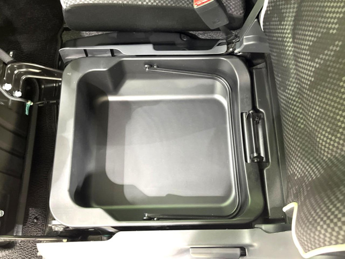 2019 Suzuki Hustler DAA-MR41S (UW-6a2ccaa8463cd)[27]