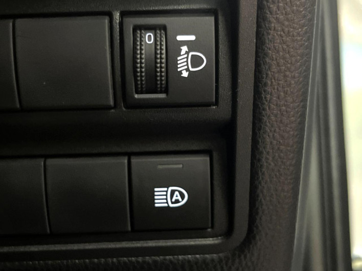 2025 Toyota Yaris Cross 5BA-MXPB10 (UW-6a2ccac0c9f9f)[21]