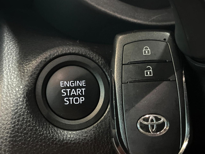 2025 Toyota Yaris Cross 5BA-MXPB10 (UW-6a2ccac0c9f9f)[28]