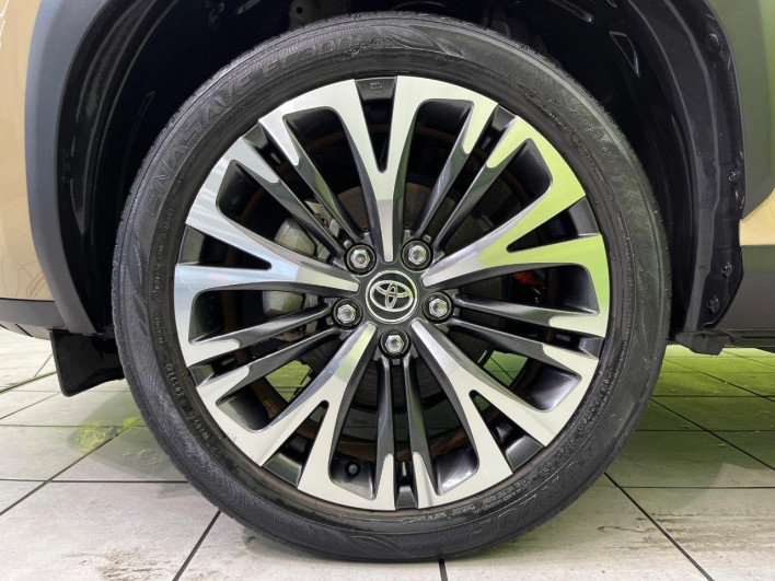 2021 Toyota Yaris Cross 6AA-MXPJ10 (UW-6a2ccac3c0ef7)[12]