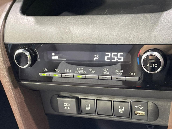 2021 Toyota Yaris Cross 6AA-MXPJ10 (UW-6a2ccac5b4976)[21]