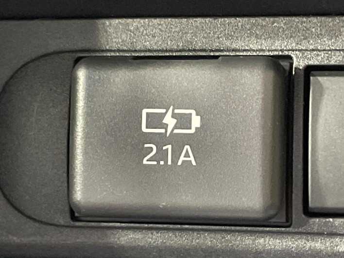2021 Toyota Yaris Cross 6AA-MXPJ10 (UW-6a2ccac5b4976)[25]