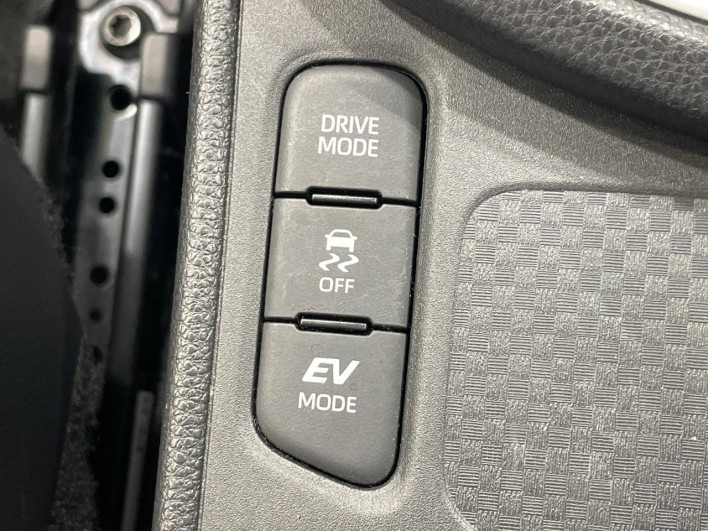 2021 Toyota Yaris Cross 6AA-MXPJ10 (UW-6a2ccac5b4976)[29]
