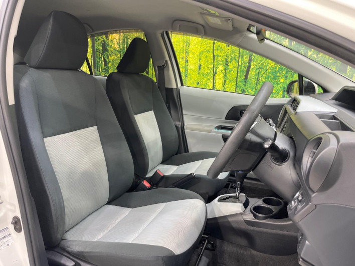 2012 Toyota Aqua DAA-NHP10 (UW-6a2ccae7862a6)[5]