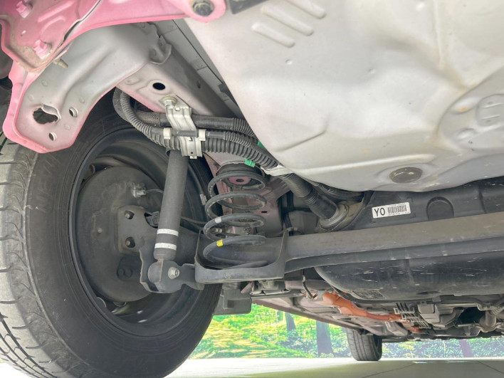2016 Toyota Aqua DAA-NHP10 (UW-6a2ccae990fb0)[23]