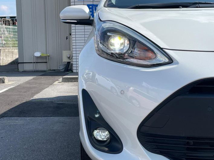 2021 Toyota Aqua 6AA-NHP10 (UW-6a2ccaea9fe03)[11]