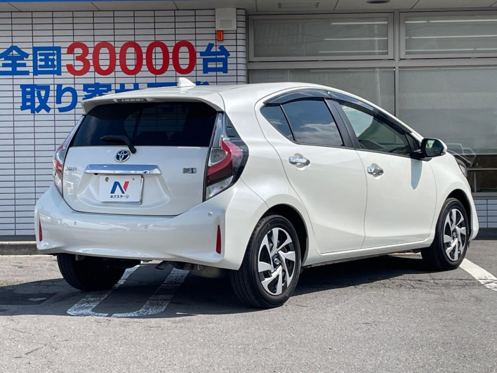 2021 Toyota Aqua 6AA-NHP10 (UW-6a2ccaea9fe03)[7]