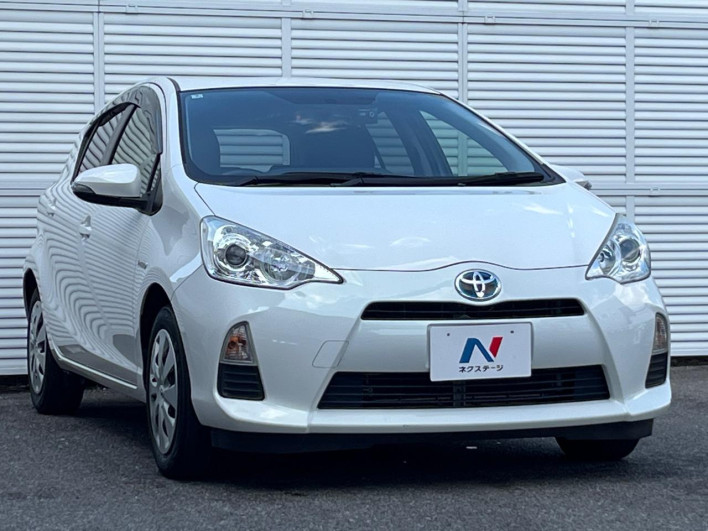 2014 Toyota Aqua DAA-NHP10 (UW-6a2ccaec3a2cf)[5]