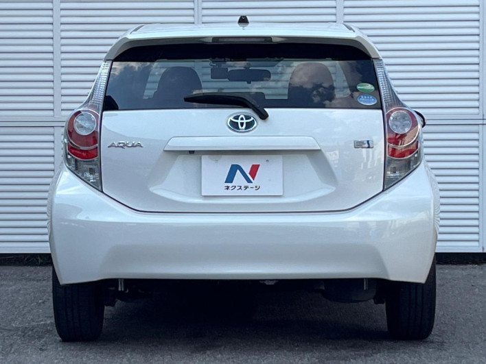 2014 Toyota Aqua DAA-NHP10 (UW-6a2ccaec3a2cf)[13]