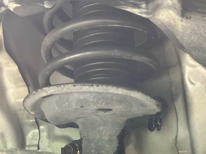 2015 Toyota Aqua DAA-NHP10 (UW-6a2ccaec698a3)[9]