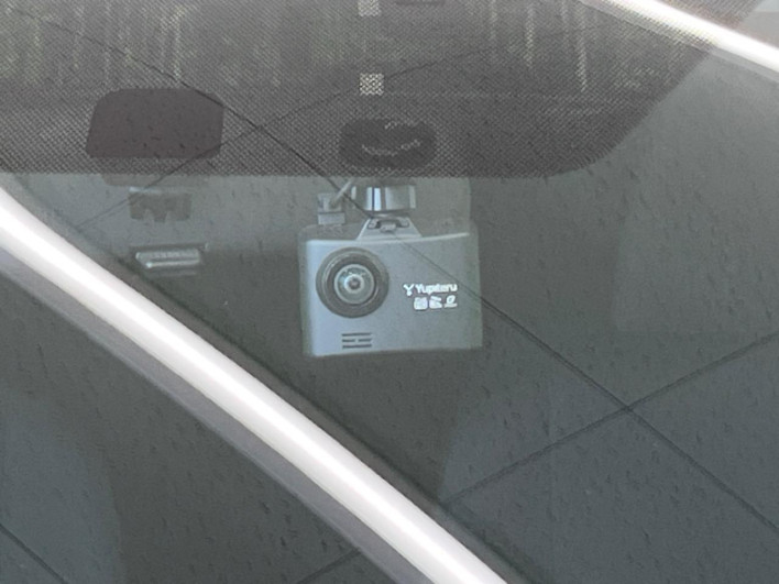 2015 Toyota Aqua DAA-NHP10 (UW-6a2ccaec698a3)[6]