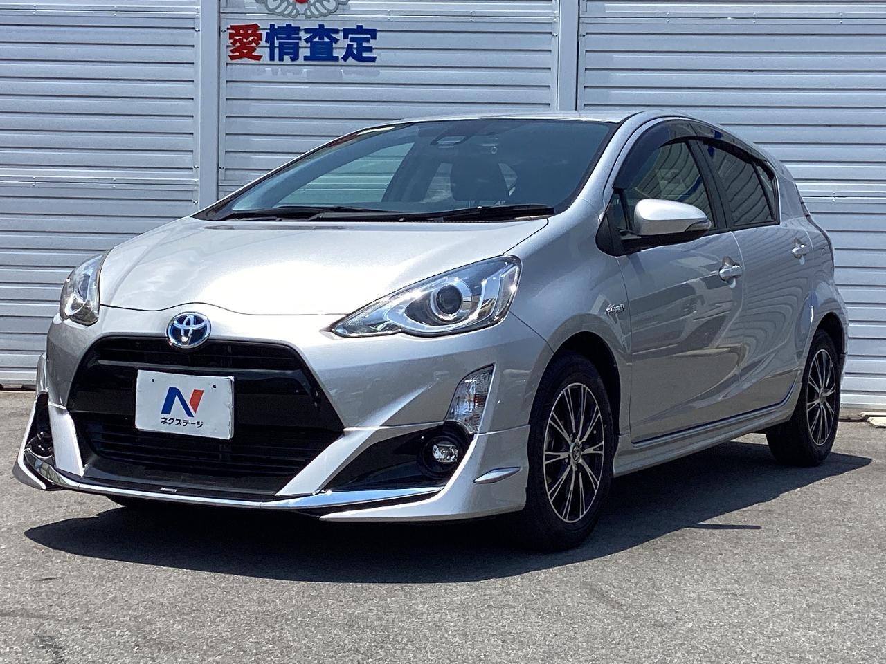 2016 Toyota Aqua DAA-NHP10