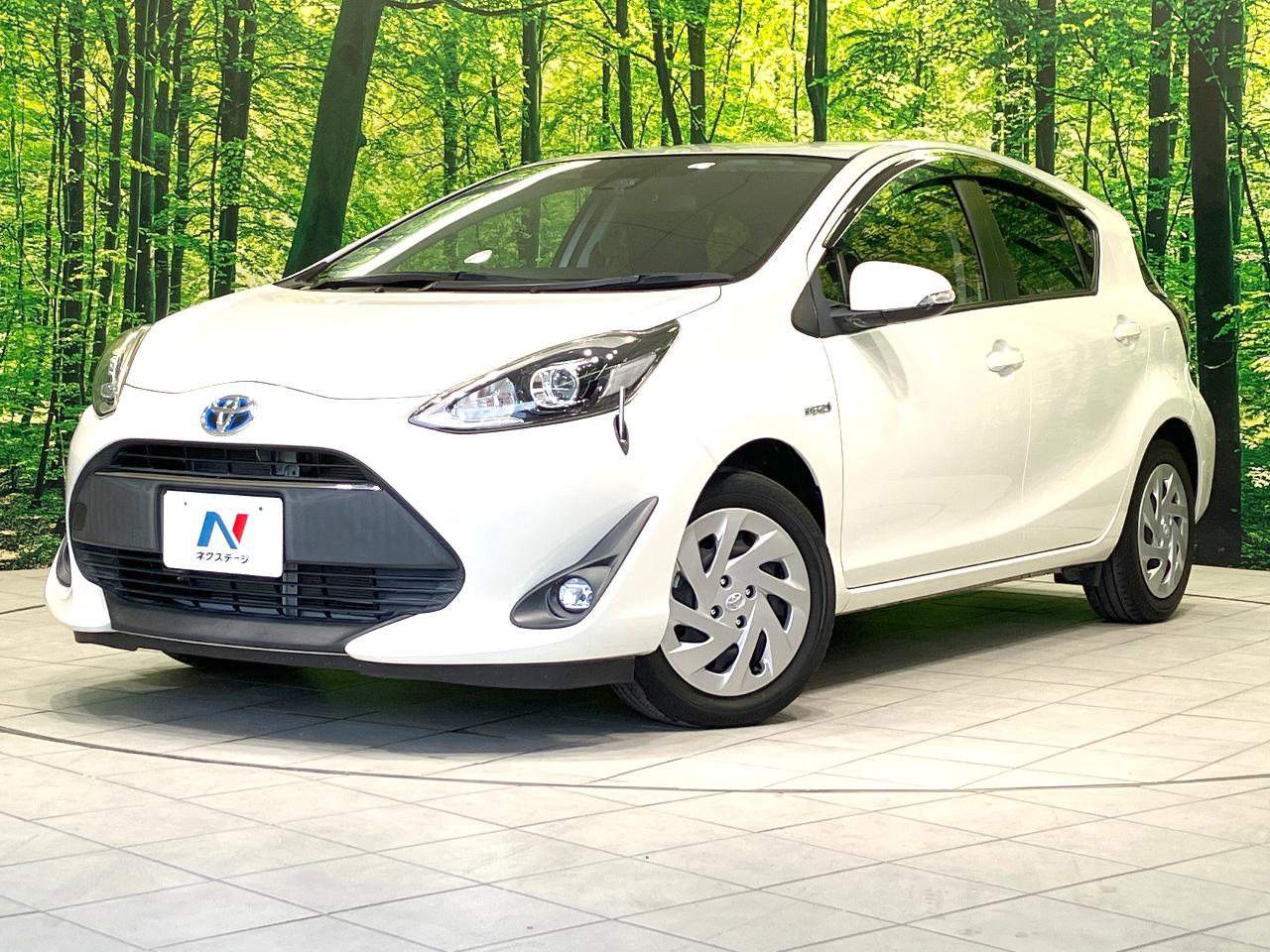 2017 Toyota Aqua DAA-NHP10